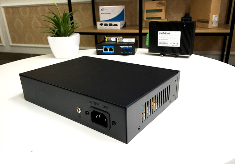 Switch FMC-4PGE1GE1GF, 4-Port Gigabit PoE