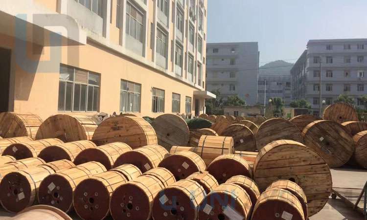 cáp quang Multimode 8 core